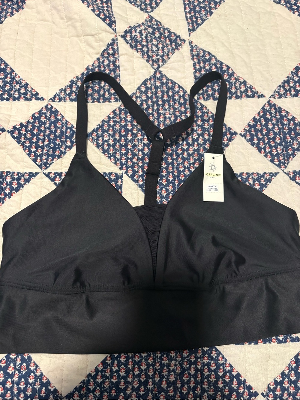 Aerie Offline Shine Racerback V-Neck Mesh Sports Bra Black Sz Medium New w/ Tags